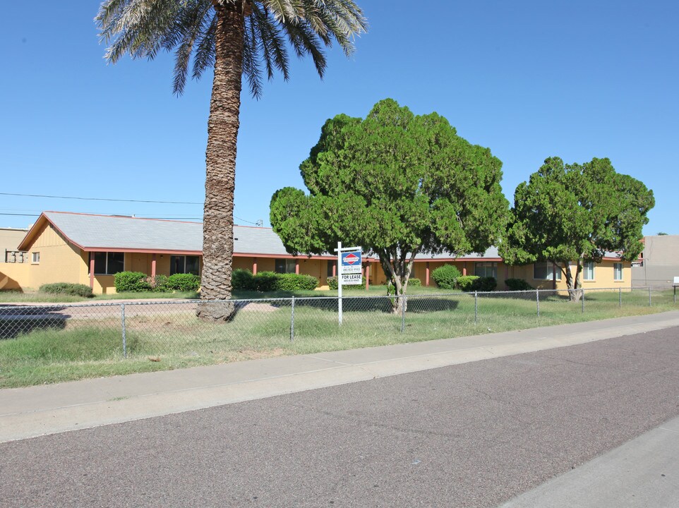 10034 N 18th Ave in Phoenix, AZ - Building Photo