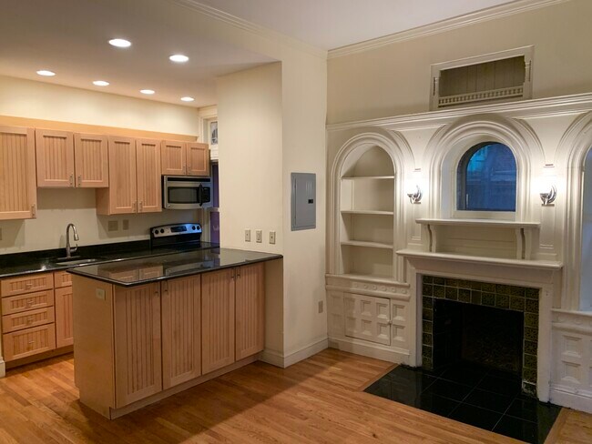 property at 190 Commonwealth Ave