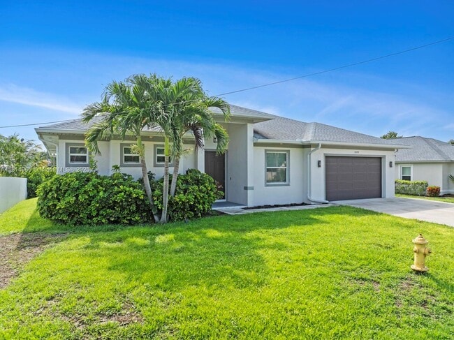26724 Morton Ave in Bonita Springs, FL - Building Photo - Building Photo