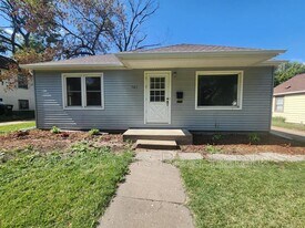 501 S 38th St in Lincoln, NE - Building Photo