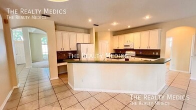 7823 Fernleaf Dr in Orlando, FL - Building Photo - Building Photo