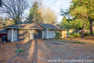 19684 SW 68th Ave in Tualatin, OR - Building Photo