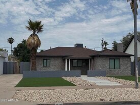 926 W Moreland St in Phoenix, AZ - Building Photo