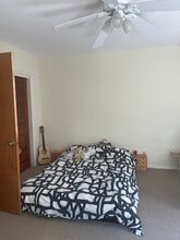 2 Lotowana Ln, Unit #2 in Stony Brook, NY - Building Photo - Building Photo