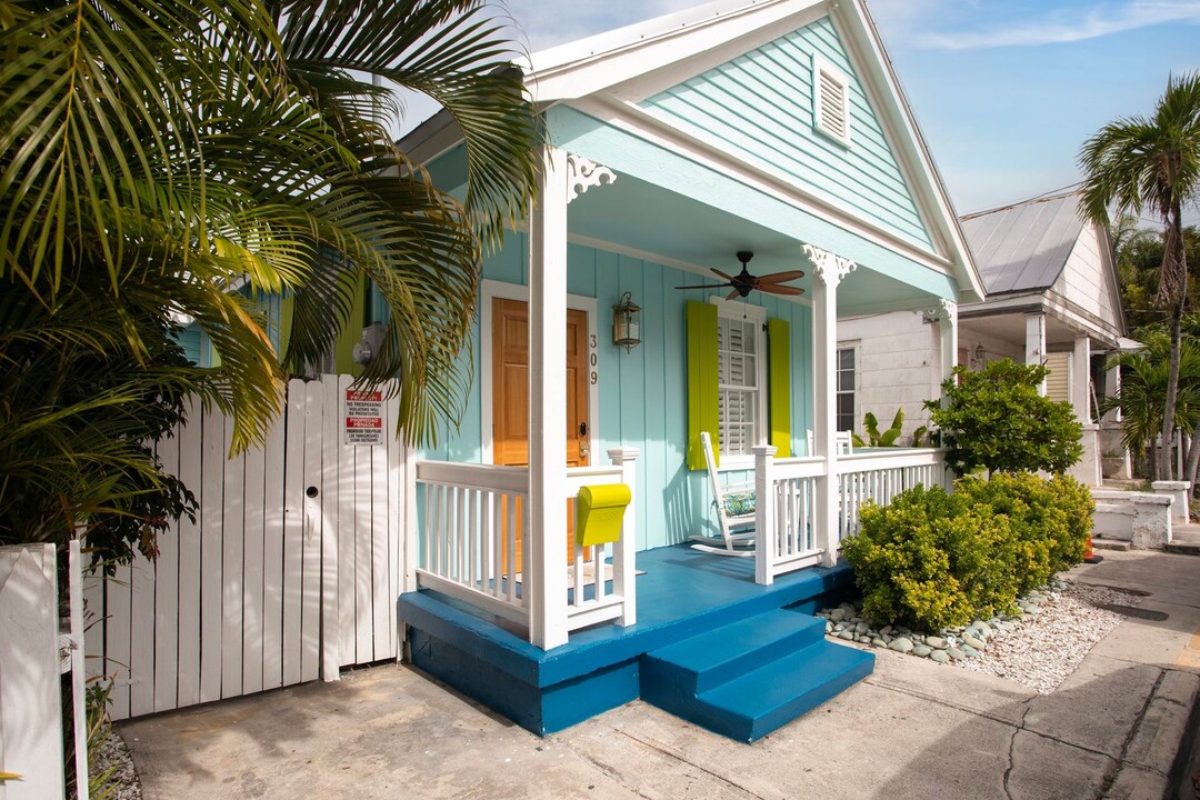 309 Olivia St in Key West, FL - Building Photo