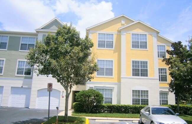 property at 12825 Madison Pointe Cir