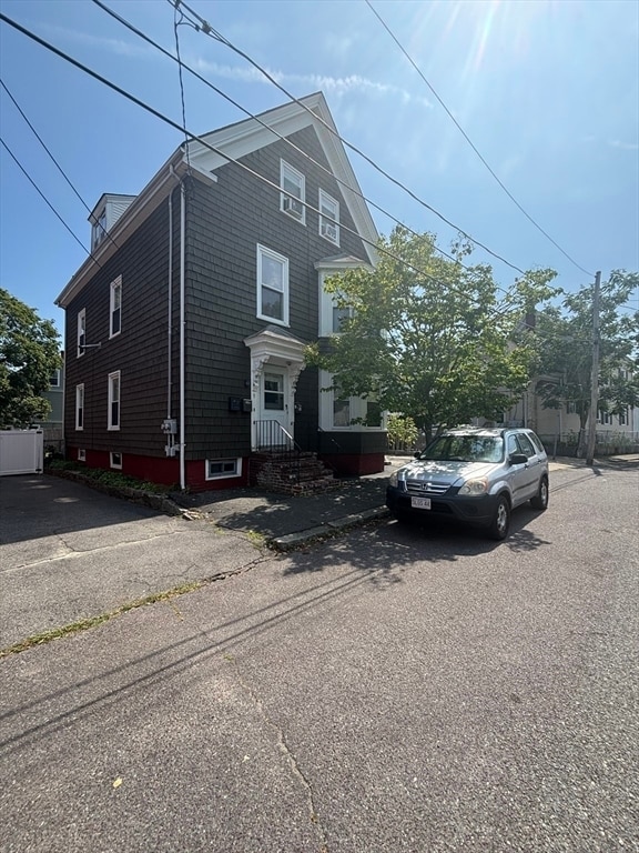 property at 9 Cushing St