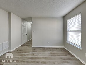 1315 Osprey Way in Greenwood, IN - Building Photo - Building Photo