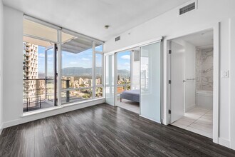 1283-1283 Howe St in Vancouver, BC - Building Photo - Building Photo