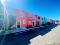 911 Vance Jackson Rd