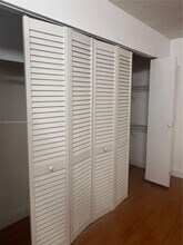 7110 NW 179th St in Hialeah, FL - Building Photo - Building Photo