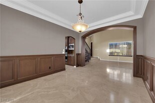 10057 Portula Valley St in Las Vegas, NV - Building Photo