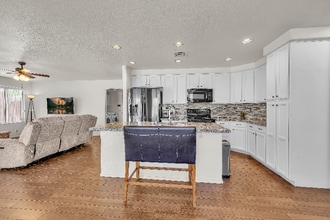 6366 E Riverdale St in Mesa, AZ - Building Photo - Building Photo