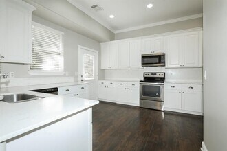 11730 Twain Dr in Montgomery, TX - Building Photo - Building Photo