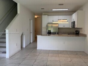 6280 SW 47th Ct in Davie, FL - Building Photo - Building Photo