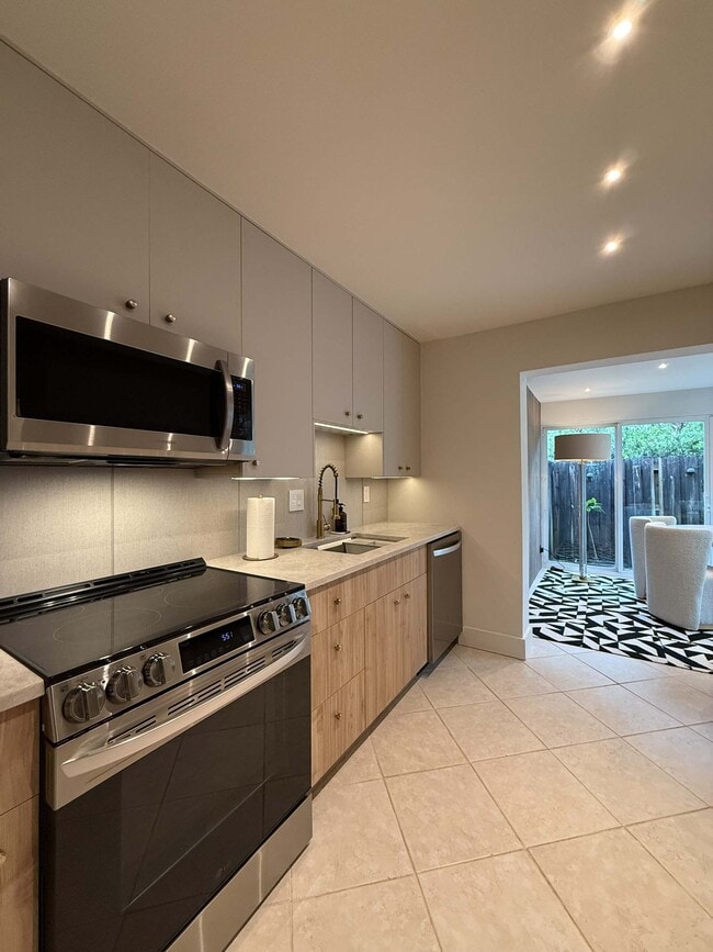 property at 1432 NE 23rd St