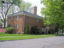 950 Vineshire Rd in Cleveland Heights, OH - Foto de edificio - Building Photo