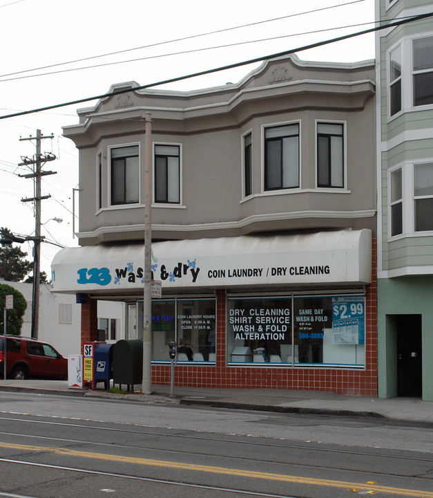 1501 Taraval St in San Francisco, CA - Foto de edificio