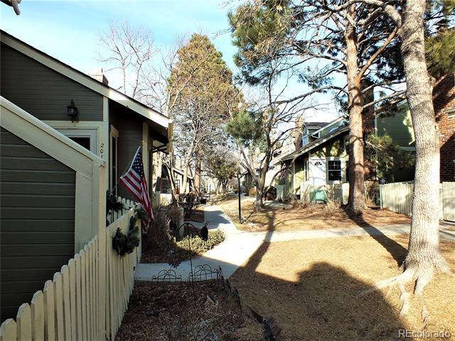 2010 S Hannibal St in Aurora, CO - Building Photo - Building Photo