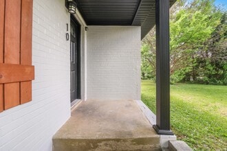 10 Lexington Dr in Clarksville, TN - Building Photo - Building Photo