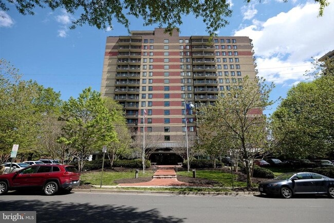 property at 801 N Pitt St