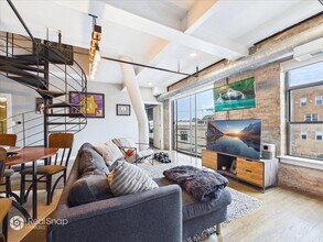 2221 N Lister Ave in Chicago, IL - Building Photo - Building Photo