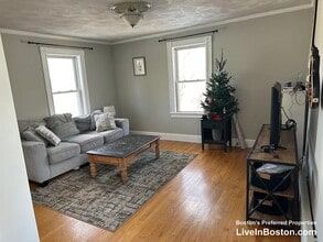 331 Faneuil St in Boston, MA - Building Photo - Building Photo