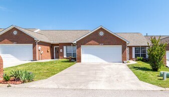 4405 Greenfern Way in Knoxville, TN - Building Photo