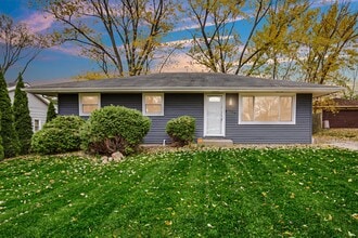 5305 W 78th Ln in Schererville, IN - Building Photo - Building Photo