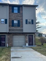 112 Forest Dr in Seven Fields, PA - Building Photo