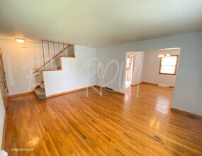 222 Walnut St in Cedar Falls, IA - Building Photo - Building Photo