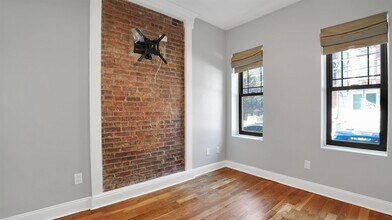 717 Adams St in Hoboken, NJ - Building Photo - Building Photo
