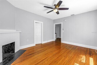 116 16th Ave SE in St. Petersburg, FL - Foto de edificio - Building Photo