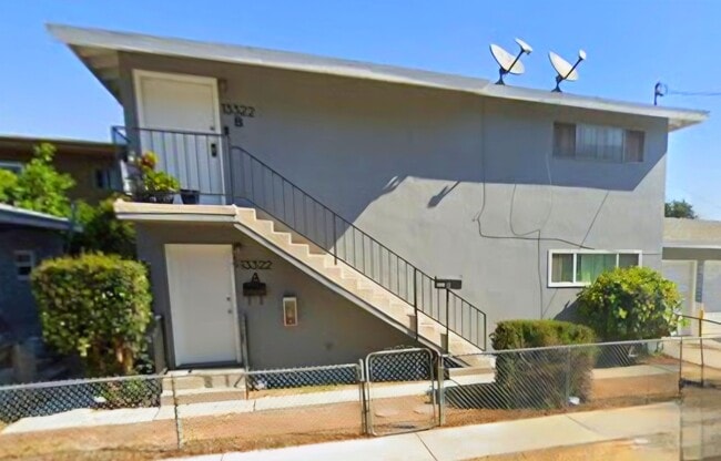 13322 Cordary Ave, Unit B