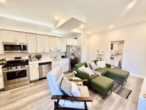 5 Fremont St in Winthrop, MA - Building Photo - Building Photo