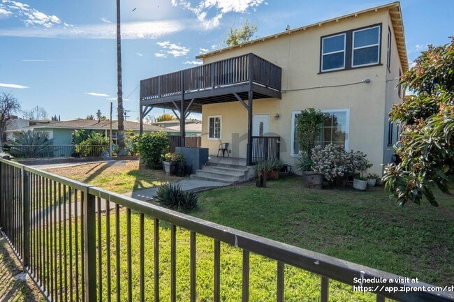 1253 Del Rey Ave in Pasadena, CA - Building Photo - Building Photo