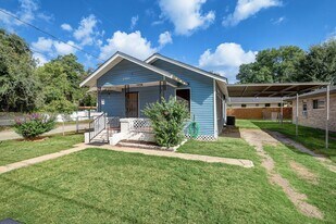 1303 Erin St in Houston, TX - Building Photo