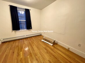 21 Wait St, Unit 3R in Boston, MA - Building Photo - Building Photo