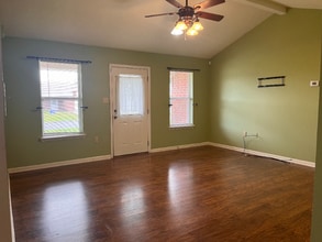 1705 Briarwood St in Deridder, LA - Foto de edificio - Building Photo