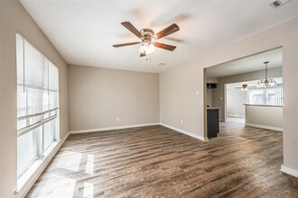 5751 Belneath St-Unit -3110 in Houston, TX - Building Photo - Building Photo