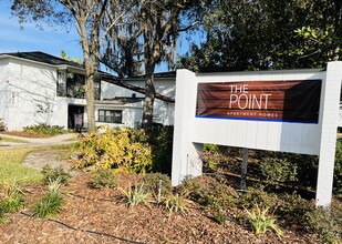 The Point Apartments in Gainesville, FL - Foto de edificio - Building Photo