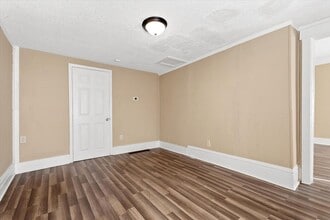 39 S Highland St in Winchester, KY - Building Photo - Building Photo