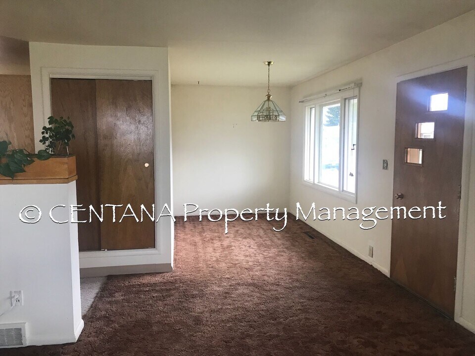 400 S Clark St in Butte, MT - Building Photo