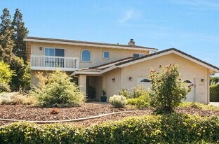 6816 Appomattox Way in Carmichael, CA - Building Photo