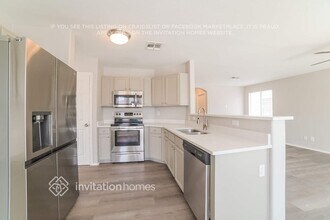 3329 W Shumway Farm Rd in Phoenix, AZ - Building Photo - Building Photo