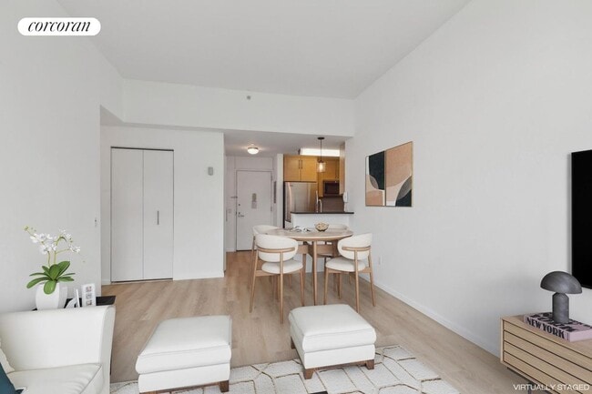 415 Main St in New York, NY - Building Photo - Building Photo