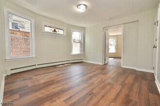 100 William St in Belleville, NJ - Building Photo - Building Photo