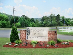 Sycamore Place Apartments in Ashland City, TN - Building Photo - Building Photo