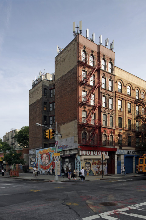 6 Avenue B in New York, NY - Foto de edificio