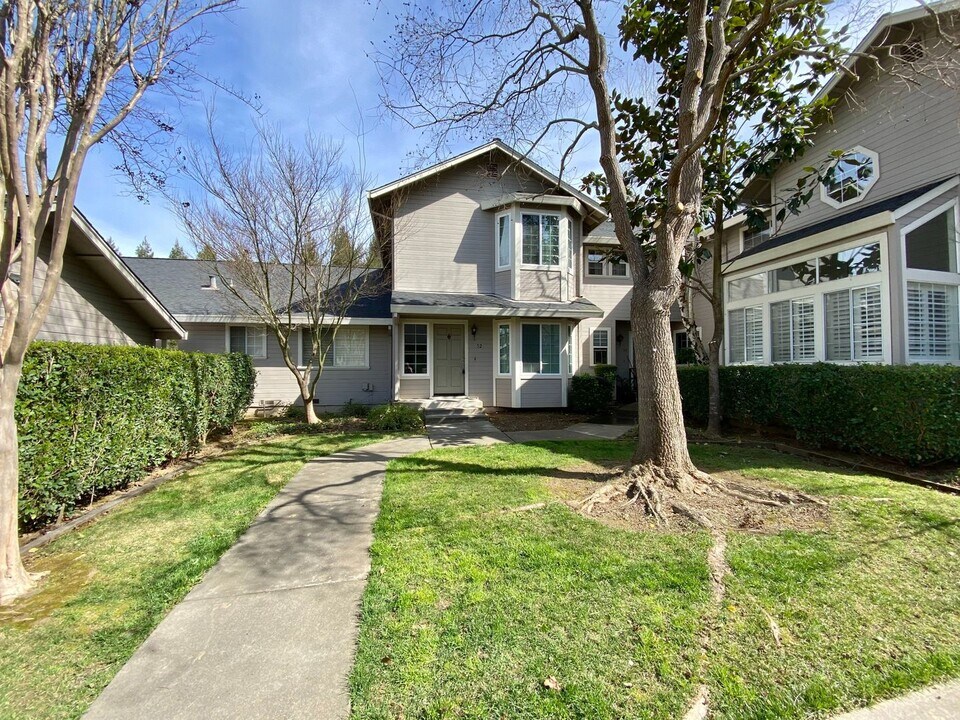 52 Valley Club Cir in Napa, CA - Building Photo